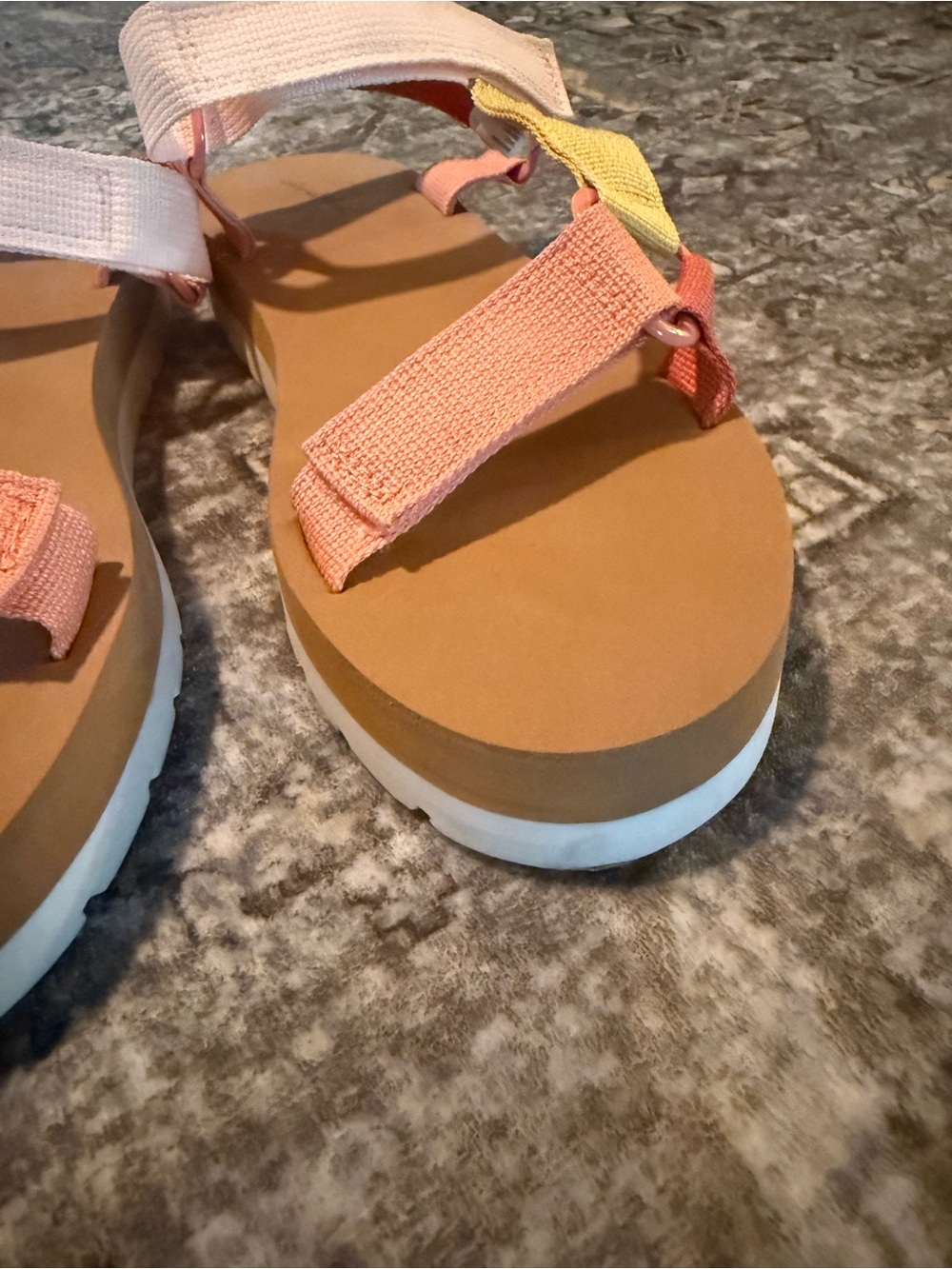 🍑 Universal Thread Women’s Holden Multi-Color Strappy Platform Summer Sandal 10 - Picture 11 of 12